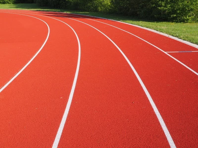 Entenda do que é composta a pista de atletismo