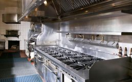 Tapetes Ergonômicos para Cozinhas Industriais: dicas de escolha e manutenção