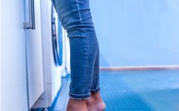 Quais os Melhores Pisos para Ambientes Úmidos e Oleosos?